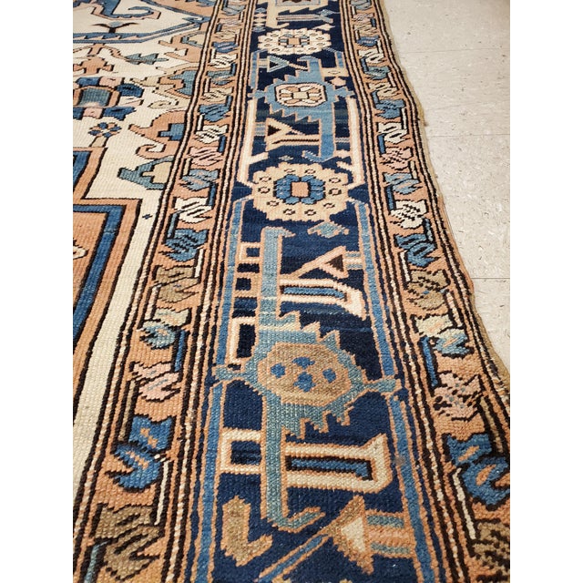 Antique Persian Serapi Carpet, Geometric, Ivory Hand Knotted Wool Oriental Rug For Sale - Image 15 of 18