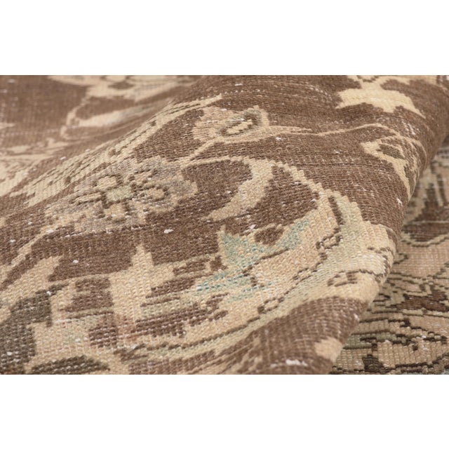 Antique Persian Feridan Rug, 07'05 X 12'03 For Sale In Dallas - Image 6 of 10