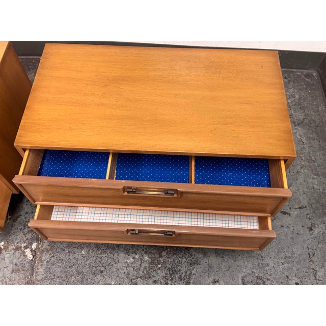 Vintage American of Martinsville Blonde Walnut Nightstands, Pair For Sale - Image 10 of 12