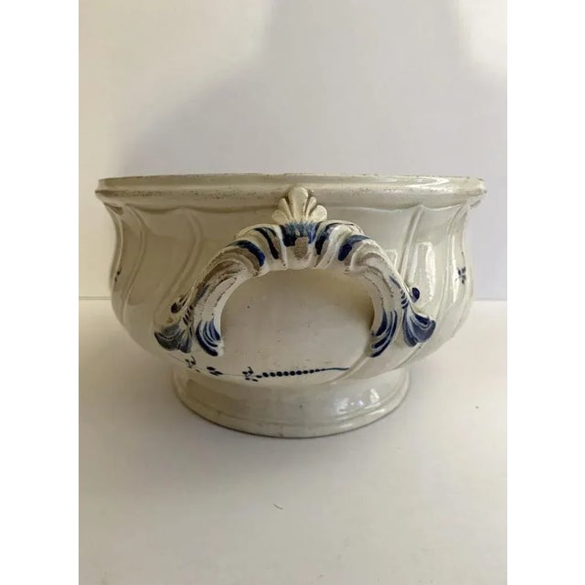 Soup Tureen from Boch, Luxembourg, 17th Century For Sale - Image 6 of 11