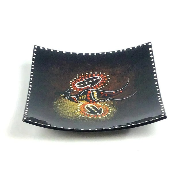 Tribal Asian Modern Black Lacquer Hand Painted Kangaroo Bowl For Sale - Image 3 of 10