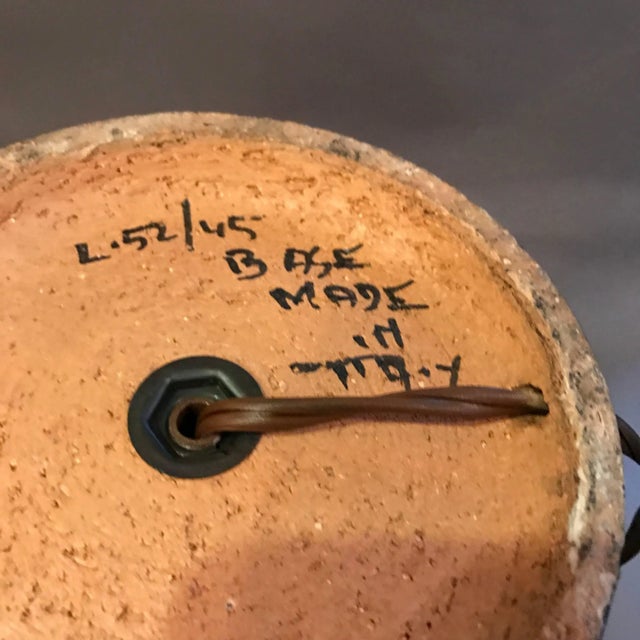 Mid-Century Modern Art Pottery Table Lamp by Aldo Londi for Bitossi For Sale In New York - Image 6 of 7