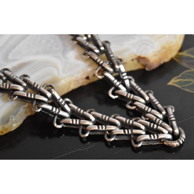 Mid 20th Century Artisan Hand Crafted Chunky Sterling Silver Chain Choker Necklace Mexico For Sale - Image 12 of 16