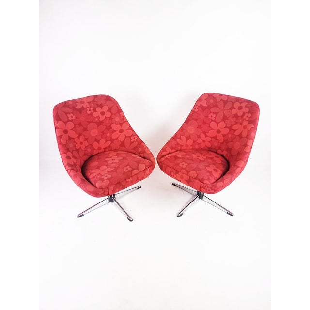 1970s Flower Power Swivel Chairs, 1970s, Set of 2 For Sale - Image 5 of 11