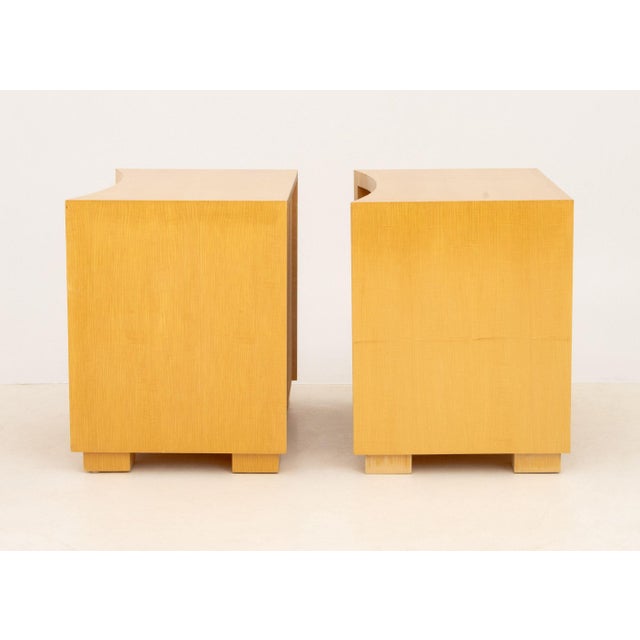 Modern Maple Concave Bedside Tables, Pair For Sale In New York - Image 6 of 7
