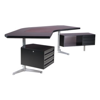 Desk by Osvaldo Borsani for Tecno, Milan, Italy, 1950s For Sale