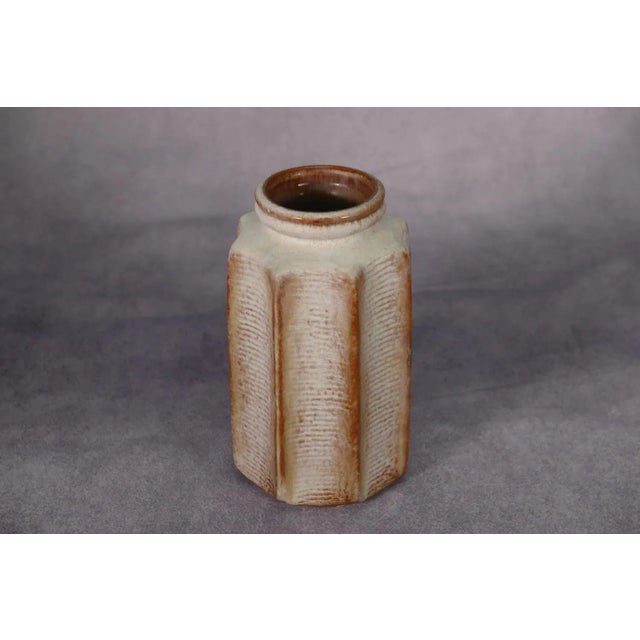 Brutalist Brutalist Ceramic Vase N°7832-25, West Germany, 1970s For Sale - Image 3 of 10