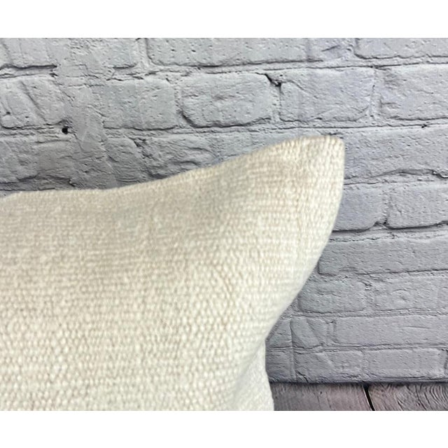 Turkish 20 x 20 Hemp Pillow Turkish Cushion Natural Grayish White Pillow Cushion Cover For Sale - Image 3 of 4
