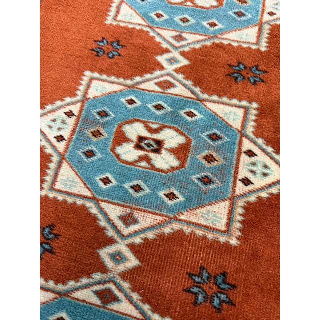 2ft 7in × 9ft Wool Runner For Sale - Image 9 of 12