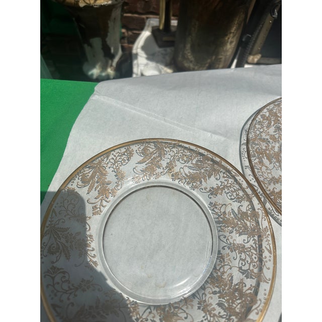 Hollywood Regency 1970s Fostoria Glass Yellow Versailles Collection of Plates With Gold Accents- Set of 6 For Sale - Image 3 of 8