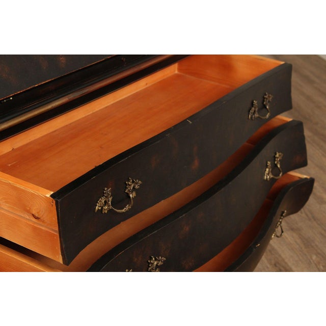 Hekman Italian Rococo Style Bombe Secretary Writing Desk For Sale - Image 11 of 12