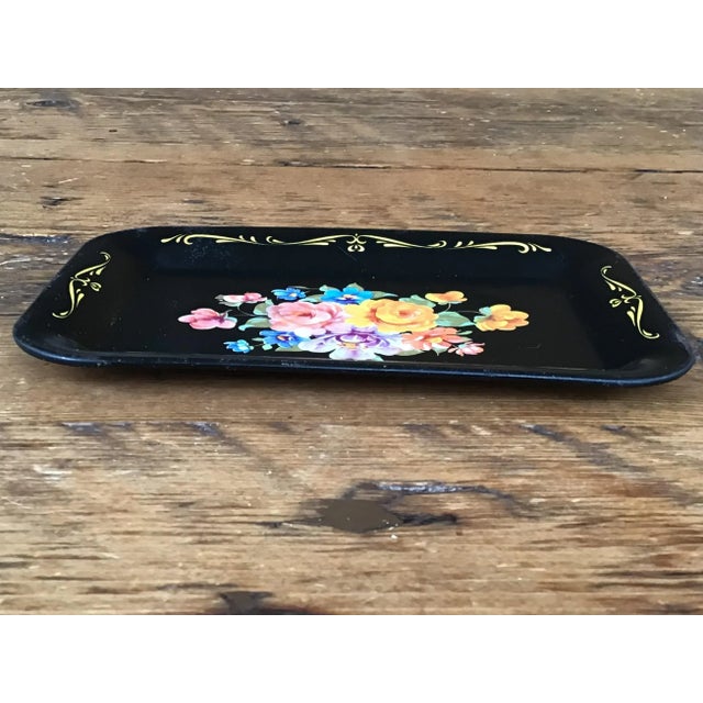 American Antique American Painted Decorated Tole Tray in Black and Gold For Sale - Image 3 of 8