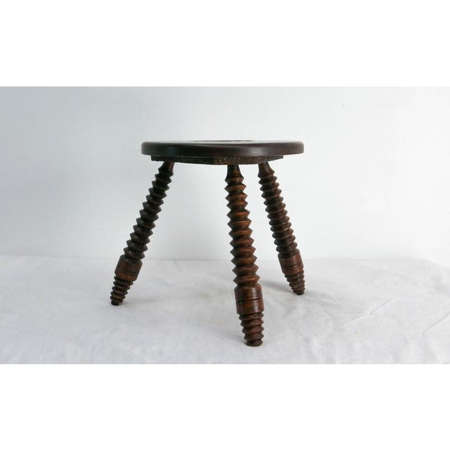 Three Legs Stool Round Oak in the style of Dudouyt, France, 1950 For Sale - Image 4 of 11
