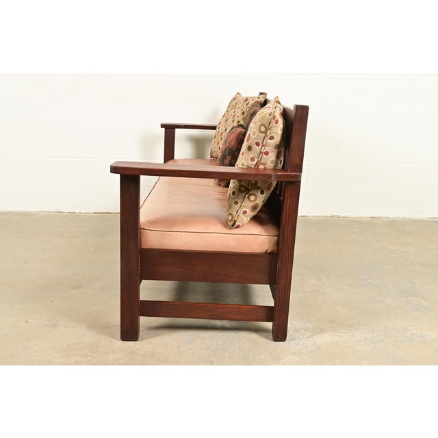 Stickley Brothers Style Antique Mission Oak Arts & Crafts Open Arm Settle Sofa, Circa 1910 For Sale - Image 12 of 14
