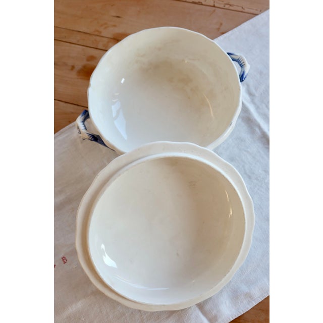 1970s Large Vintage Earthenware Tureen from Gien, 1970s For Sale - Image 5 of 10