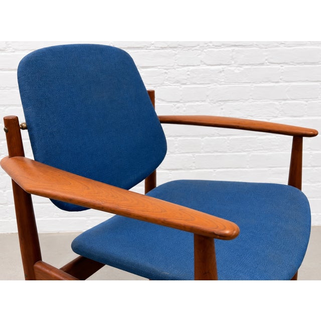 Mid Century Modern Danish Teak Model 203 Armchair + Ottoman by Arne Vodder for France & Daverkosen, C. 1960's For Sale - Image 13 of 17