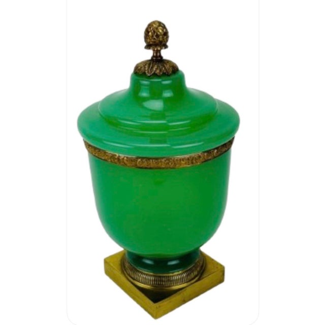 Hollywood Regency Antique French Green Opaline and Brass Large Covered Jar With Acorn Finial For Sale - Image 4 of 9