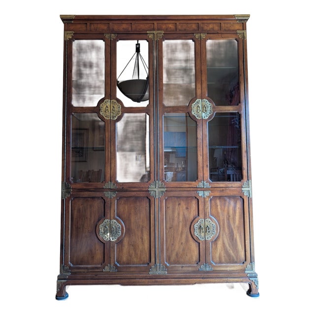 Vintage 1981 Henredon Asian Inspired China Cabinet For Sale