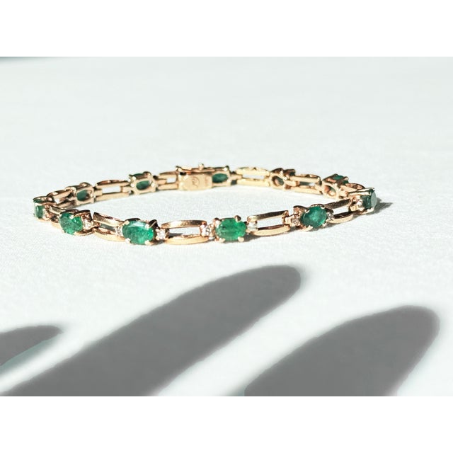 Vintage Michael Anthony 14k Yellow Gold Emerald Diamond Bar Link Tennis Bracelet For Sale - Image 17 of 17