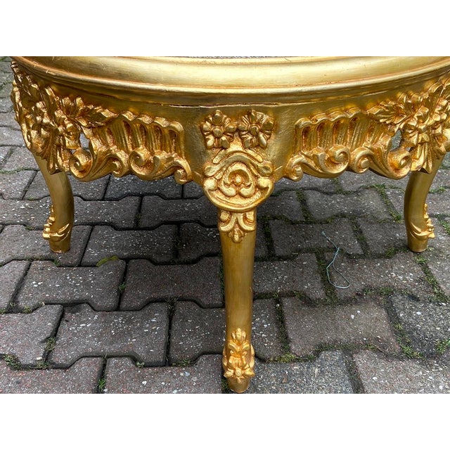 Wood 1980s Italian Baroque Rococo Gilt Ottoman Bench – Hand-Carved Beechwood & Tufted Green Velvet For Sale - Image 7 of 12