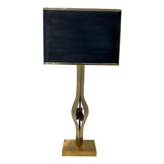 1970s Mid Century Modern Important sculptural brass lamp with an amethyst stone by Willy Daro For Sale