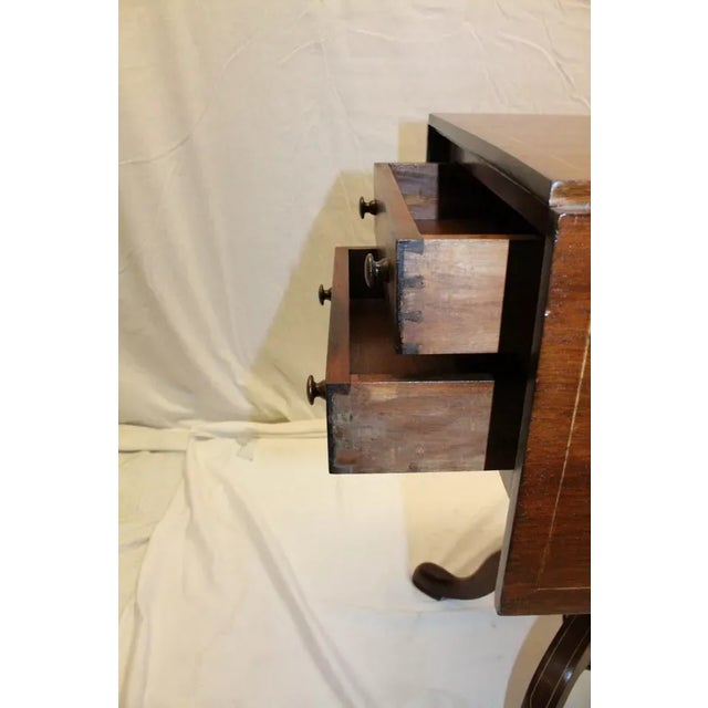 English Queen Anne Mahogany Inlaid Drop Leaf Sofa Bedside Table, 19th Century For Sale - Image 4 of 8