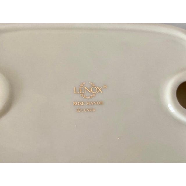 Late 20th Century Lenox Rose Manor Porcelain Soap Dish - Ivory With Pink Rosebuds Excellent Condition. For Sale - Image 11 of 12