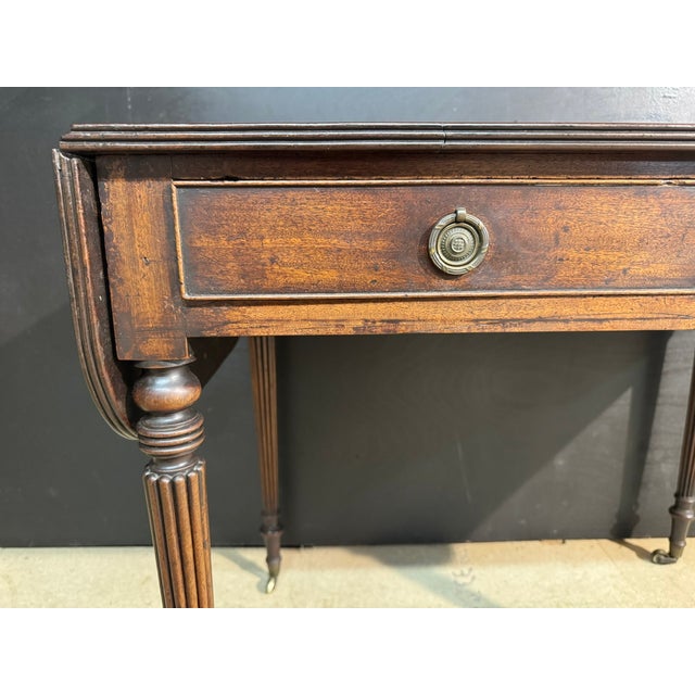 Georgian Sofa Table in the style of Gillows, 1820 For Sale - Image 15 of 18