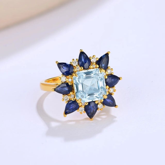 Nina Zhou Margeret Aquamarine Sapphire Diamond Cocktail Ring in 14k Yellow Gold, size 4.5 For Sale In Los Angeles - Image 6 of 9