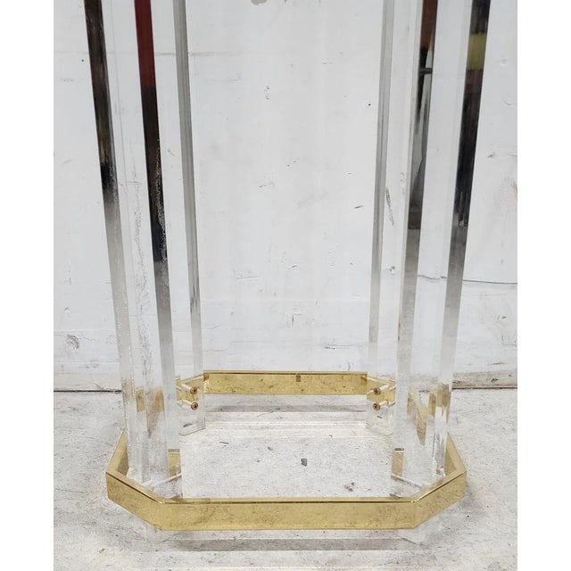 Lucite Pedestal Display Stand 24 Karat Gold Plated Charles Hollis Jones Style For Sale In Miami - Image 6 of 13