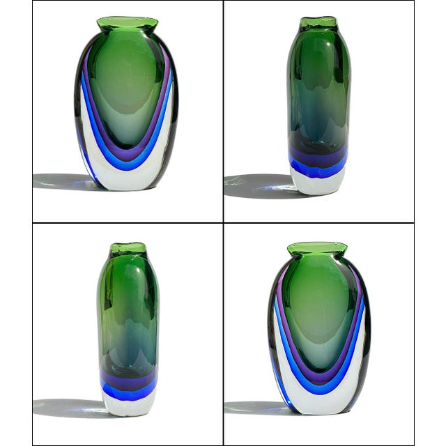 Murano Italian Art Glass Three Color Sommerso Mid Century Vase For Sale - Image 4 of 7