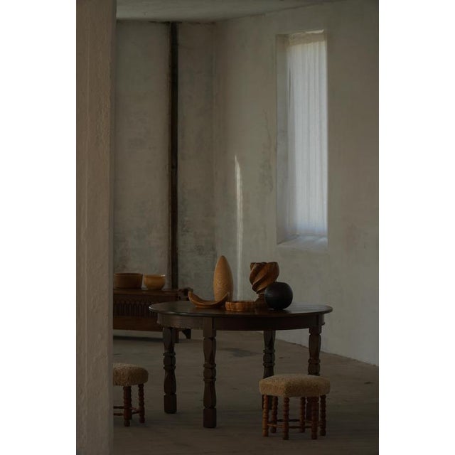 Mid-Century Danish Modern Round Extendable Dining Table in Oak by Henning Kjærnulf, 1960s For Sale - Image 10 of 18