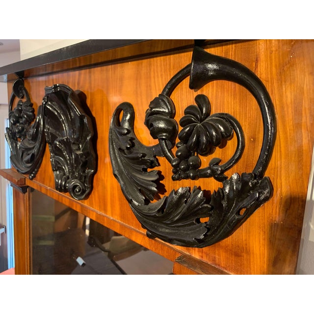 Traditional Empire Wall Mirror in Mahogany, South Germany, 1810 For Sale - Image 3 of 13