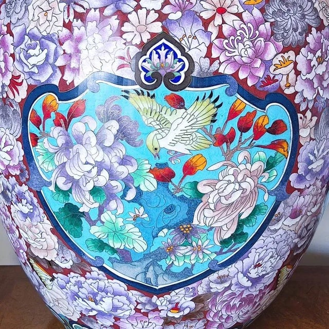 Early 20th Century Large Japanese Cloisonne Jardiniere Depicting Birds and Flowers, a Pair For Sale - Image 9 of 13