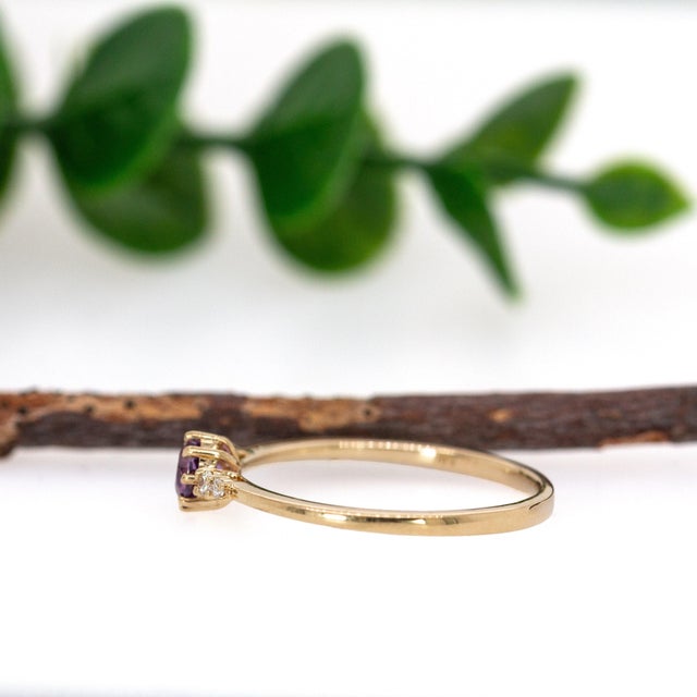 Ceylon Purple Sapphire and Natural Diamonds Ring in Solid 14k Gold - Round 4mm, Size 6.75 For Sale - Image 10 of 12