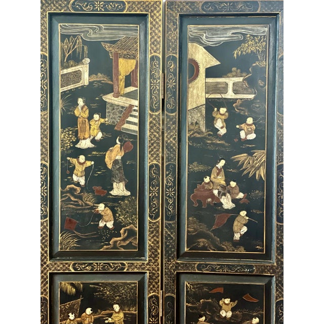Chinese 1920s Chinese Export Four Panel Lacquered Coromandel Dressing Screen Room Divider For Sale - Image 3 of 12