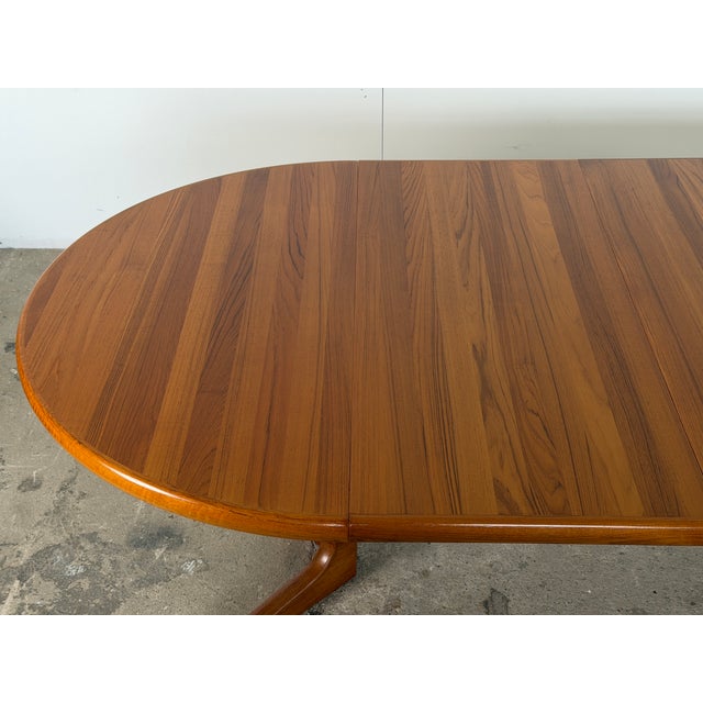 Danish Round Teak Extendable Dining Table by Glostrup Møbelfabrik, 1960s For Sale - Image 4 of 11