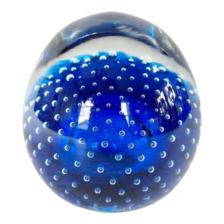 Vintage Cobalt Blue Controlled Bubble Art Glass Paperweight For Sale