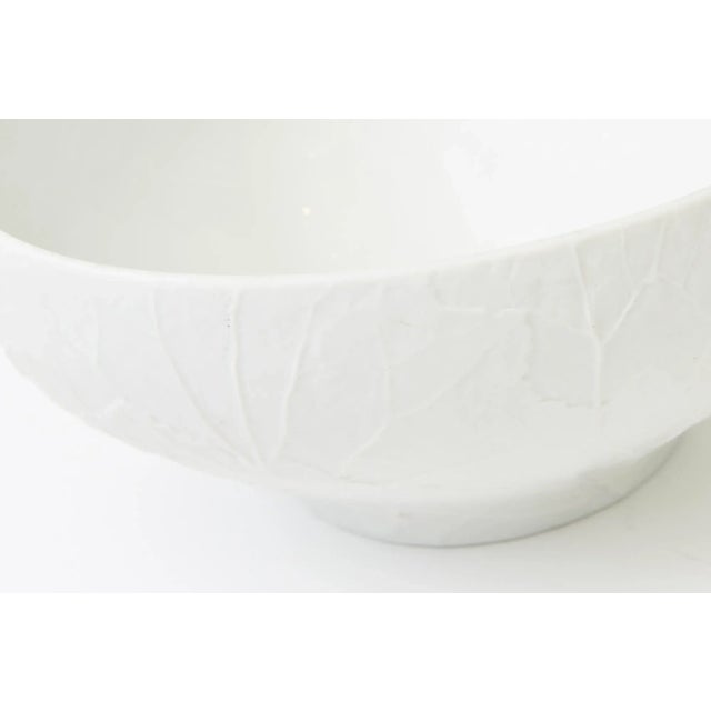 1950s Vintage Hallmarked Heinrich Bavaria Porcelain White Bisque Bowl With Textured Organic Design MCM For Sale - Image 5 of 10