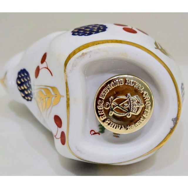 White Royal Crown Derby Harvest Mouse English Bone China Paperweight – Imari Style, Gold Stopper, Vintage Collectible Décor For Sale - Image 8 of 10