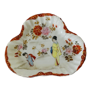 Early 1900s Chinese Qing Dynasty Painted Small Dish