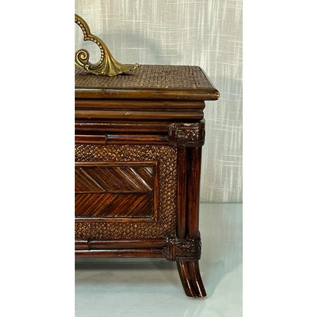 Late 20th Century Vintage Large Faux Bamboo and Rattan Memory Keepsake Box With Decorative Brass Handle For Sale - Image 5 of 10