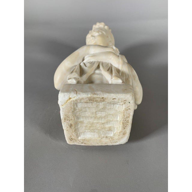 Alabaster Marble Sculpture Bust of Madame de Récamier after Joseph Chinard (1756-1813), 19th Century For Sale - Image 8 of 10