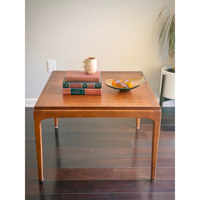Vintage 1960s Lane Furniture Rhythm Walnut Occasional Table 997-06 — MCM Square Side End Table For Sale - Image 11 of 12