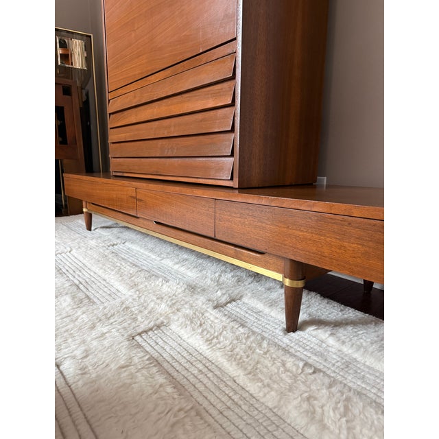 American of Martinsville "Dania" Walnut Modular Bench and Desk/Bar Cabinet Attachment by Merton Gershun For Sale - Image 12 of 12