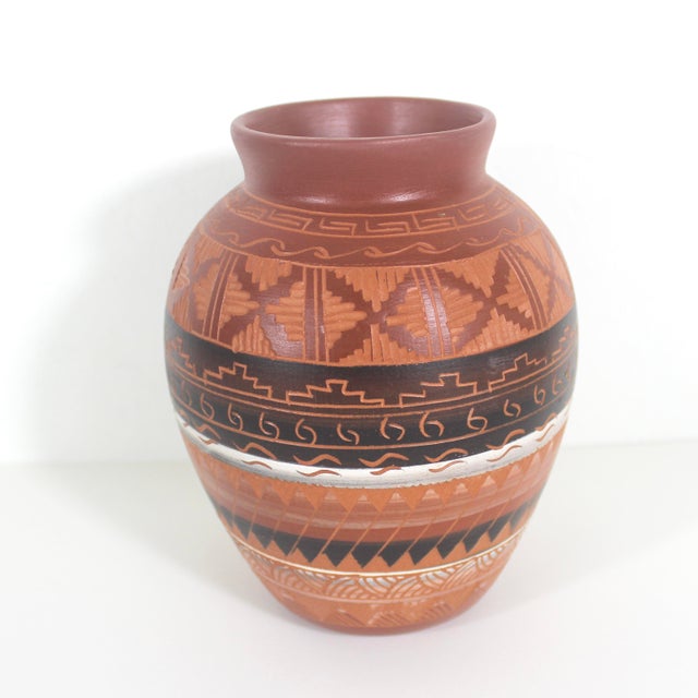 Mid 20th Century Vintage Signed Marked Navajo Bear Clay Vase Hand Painted Etched Carved For Sale - Image 5 of 8
