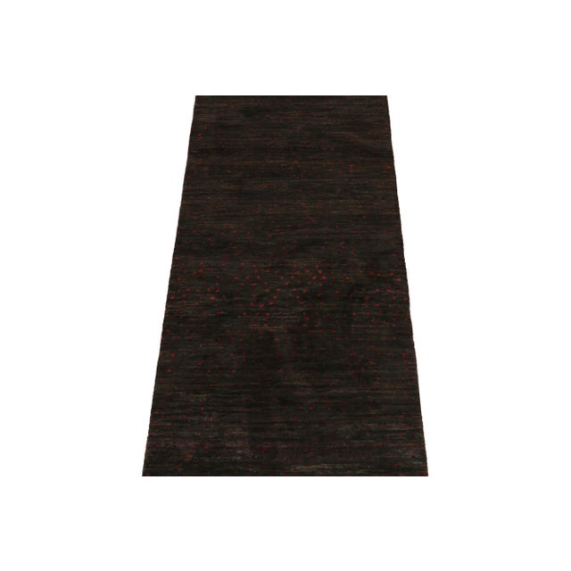 This contemporary 3x9 runner is the newest entry in Rug & Kilim’s Dots Collection, a sophisticated new language in design....