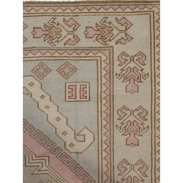 1940s Vintage Circa 1940 Turkish Oushak Area Rug 4ft 7in X 6ft 7in For Sale - Image 5 of 10