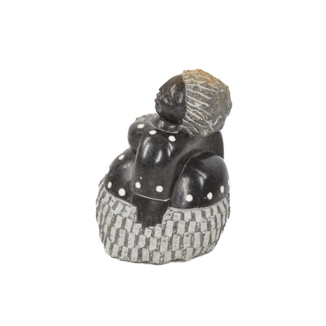 Early 20th Century Shona Stone Woman Sculpture In The Style of Colleen For Sale - Image 4 of 7