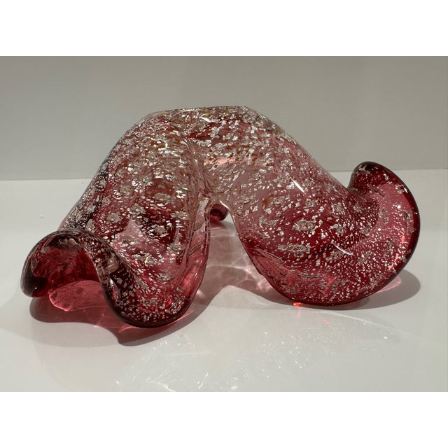 1950s Vintage Murano Style Pink Art Glass Freeform Bowl With Gold Aventurine For Sale - Image 5 of 7